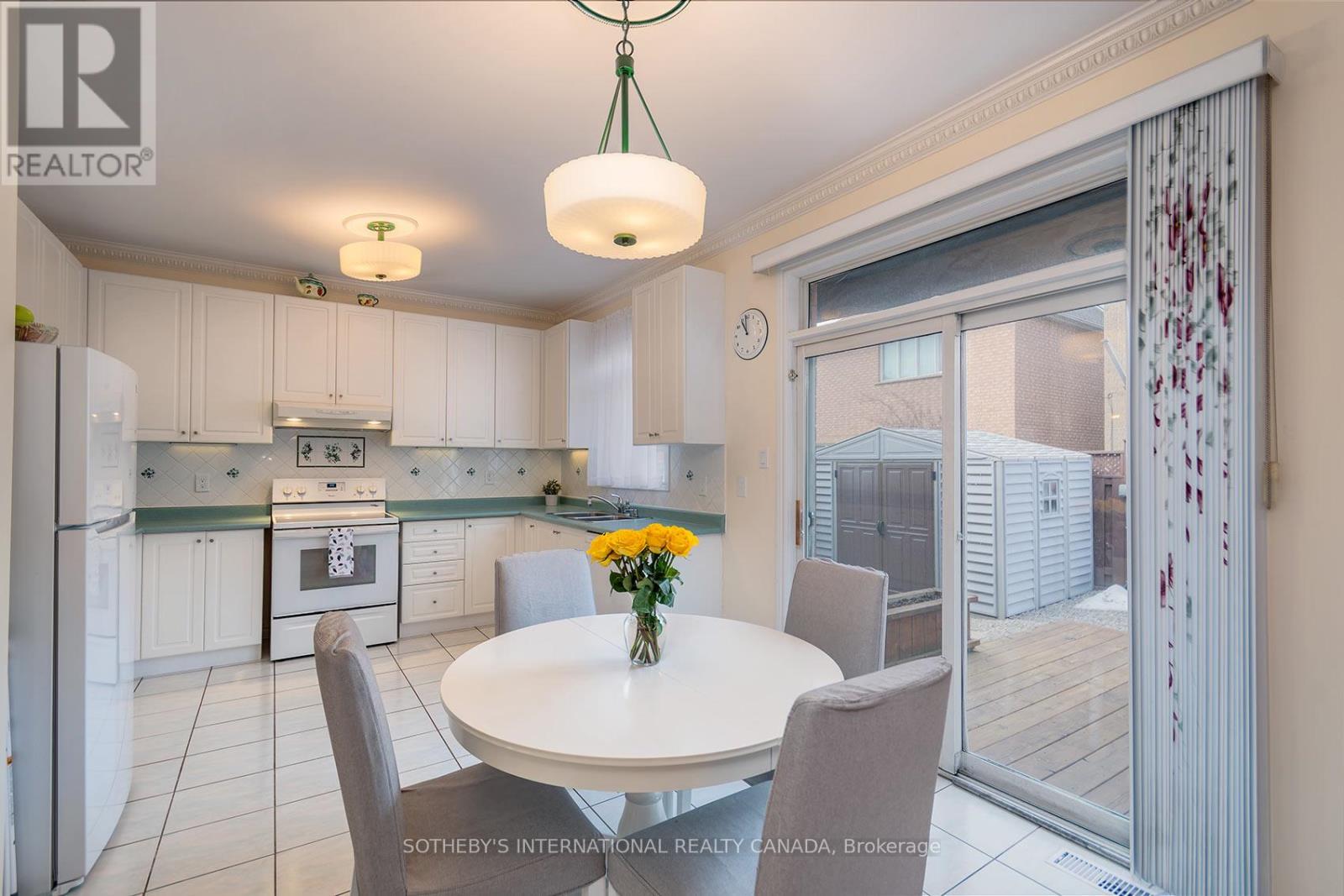 30 Bologna Road, Vaughan, Ontario  L4H 2B1 - Photo 10 - N12934768