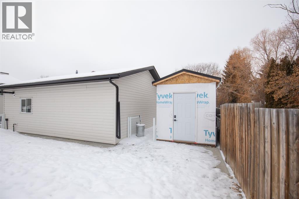 72 Mclean Street, Red Deer, Alberta  T4R 1T7 - Photo 36 - A2290595