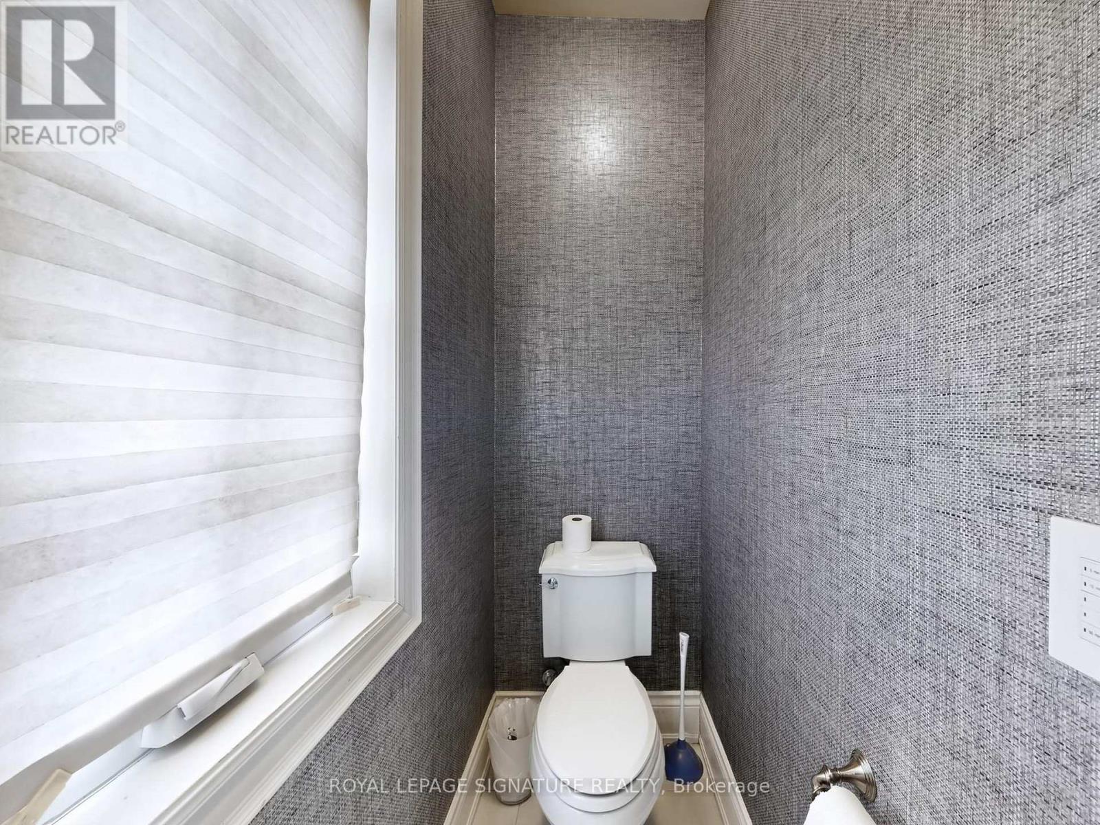 35 Annsleywood Court, Vaughan, Ontario  L4H 3N5 - Photo 29 - N12934892