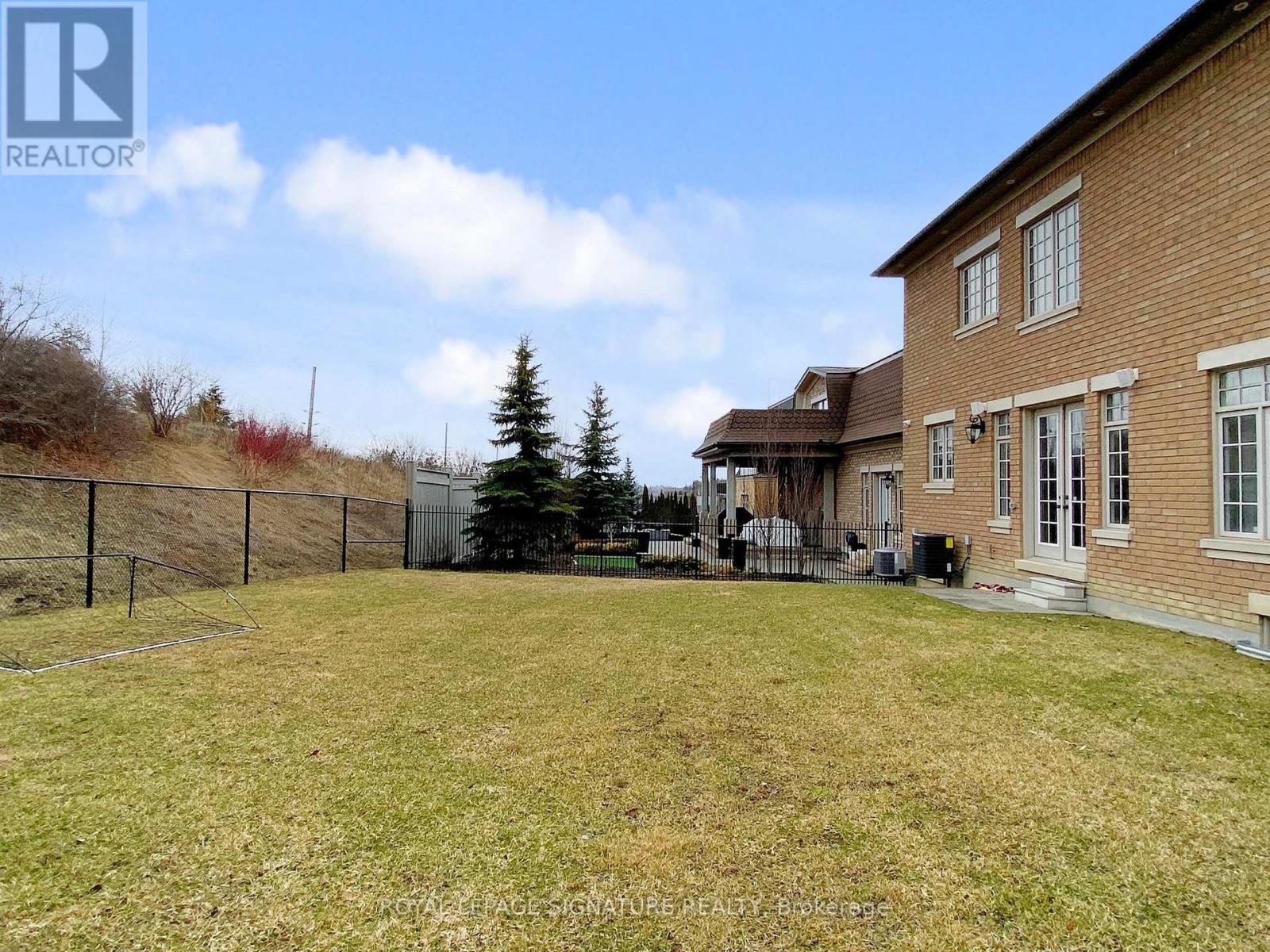 35 Annsleywood Court, Vaughan, Ontario  L4H 3N5 - Photo 47 - N12934892