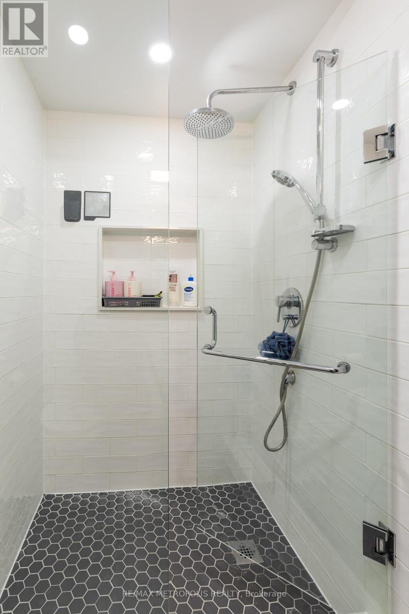 10 George Bogg Road, Vaughan, Ontario  L4L 0A3 - Photo 19 - N12934920