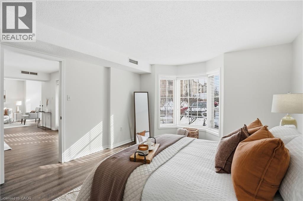 216 Plains Road W Unit# E106, Burlington, Ontario  L7T 4K8 - Photo 16 - 40798960