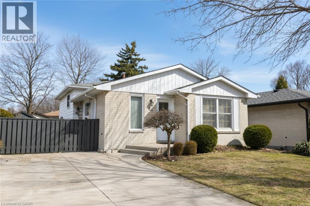 24 Grenoble Road, Hamilton, Ontario  L9C 6K6 - Photo 2 - 40814113