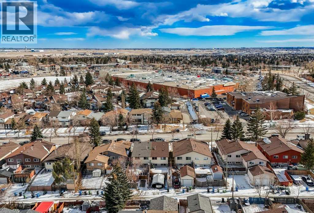 60 Bermuda Court NW, Calgary, Alberta  T3K 1H3 - Photo 24 - A2292777