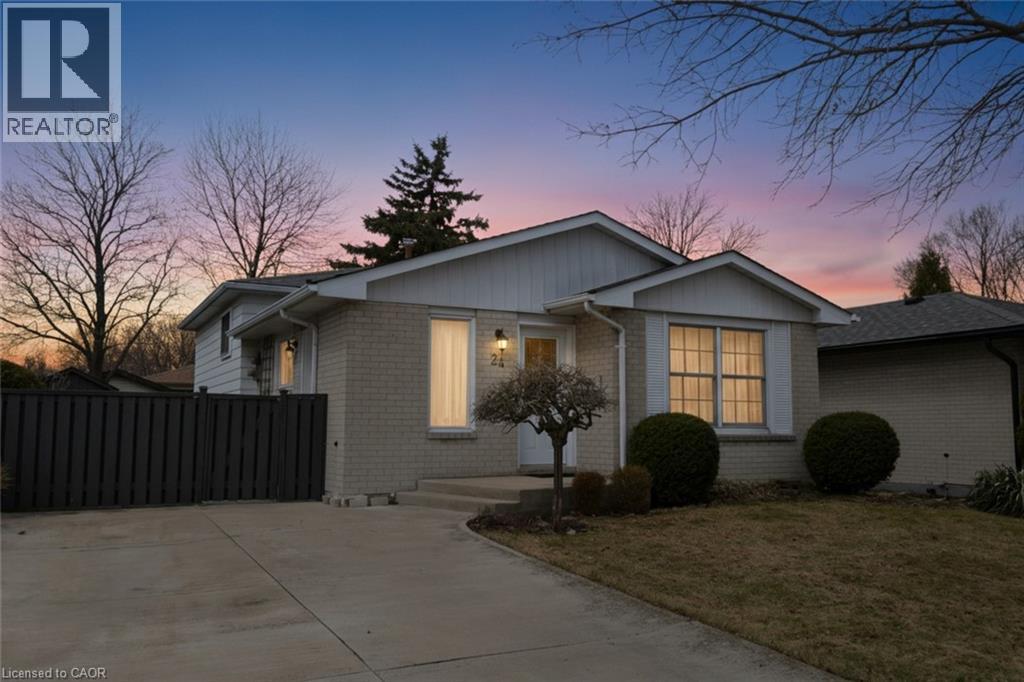 24 Grenoble Road, Hamilton, Ontario  L9C 6K6 - Photo 7 - 40814113