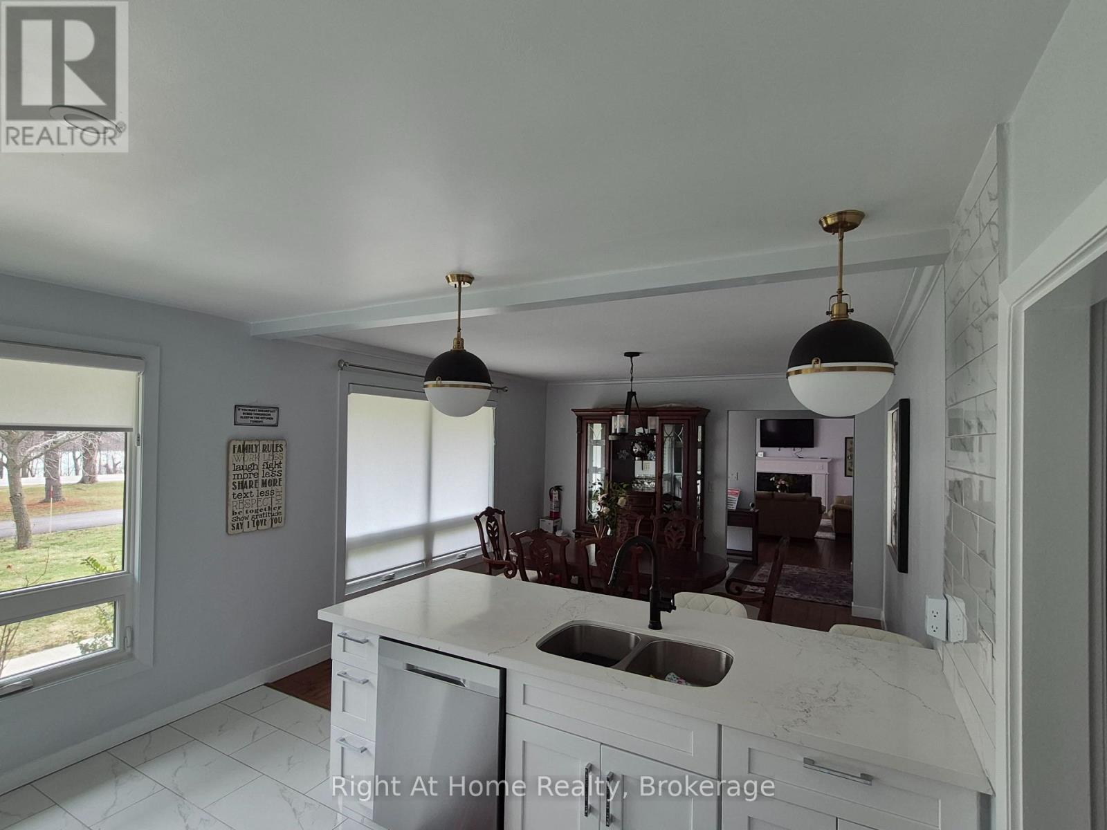 15414 Niagara Parkway, Niagara-On-The-Lake, Ontario  L0S 1J0 - Photo 23 - X12863544