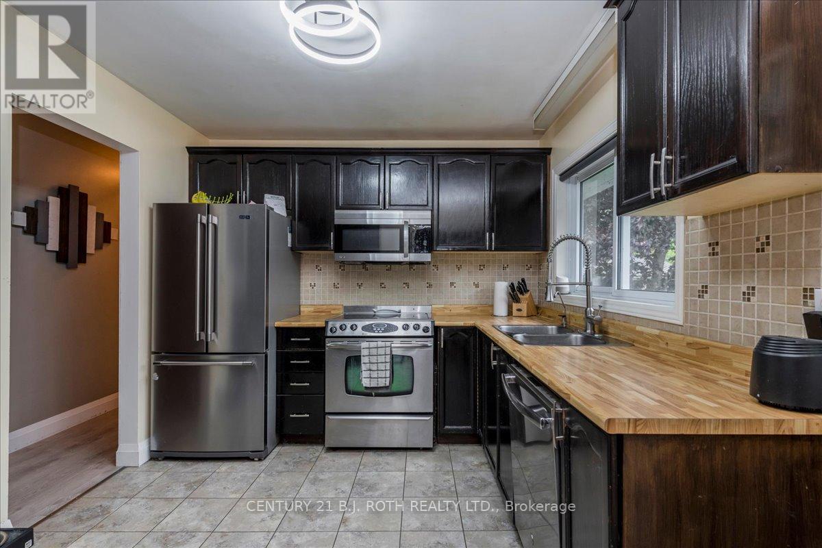 4049 Bayview Avenue, Ramara, Ontario  L3V 6H7 - Photo 11 - S12934796