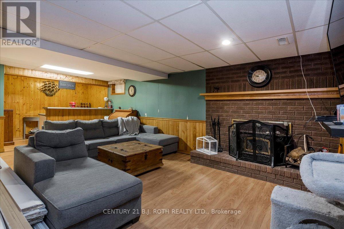 4049 Bayview Avenue, Ramara, Ontario  L3V 6H7 - Photo 18 - S12934796