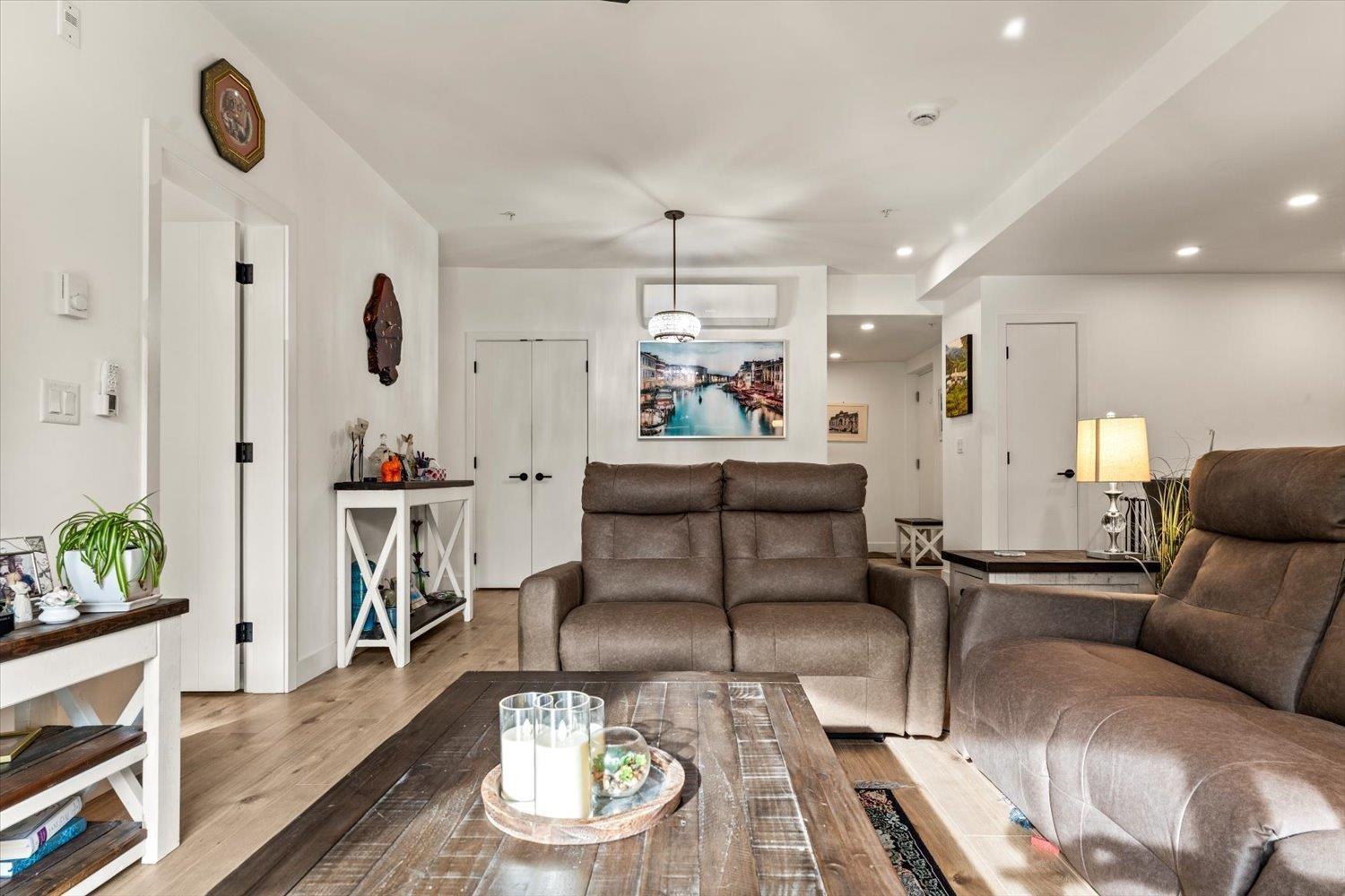 102 32838 Landeau Place, Abbotsford, British Columbia V2S 0M6 - Photo 1 - R3104322