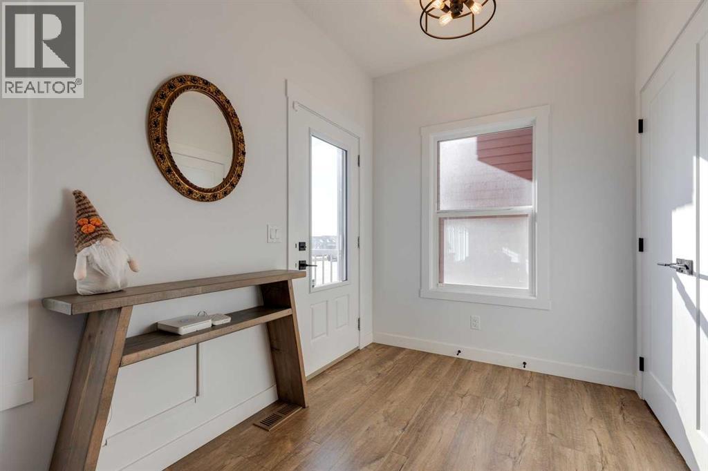 14965 1 Street NW, Calgary, Alberta  T3P 1N2 - Photo 2 - A2294512