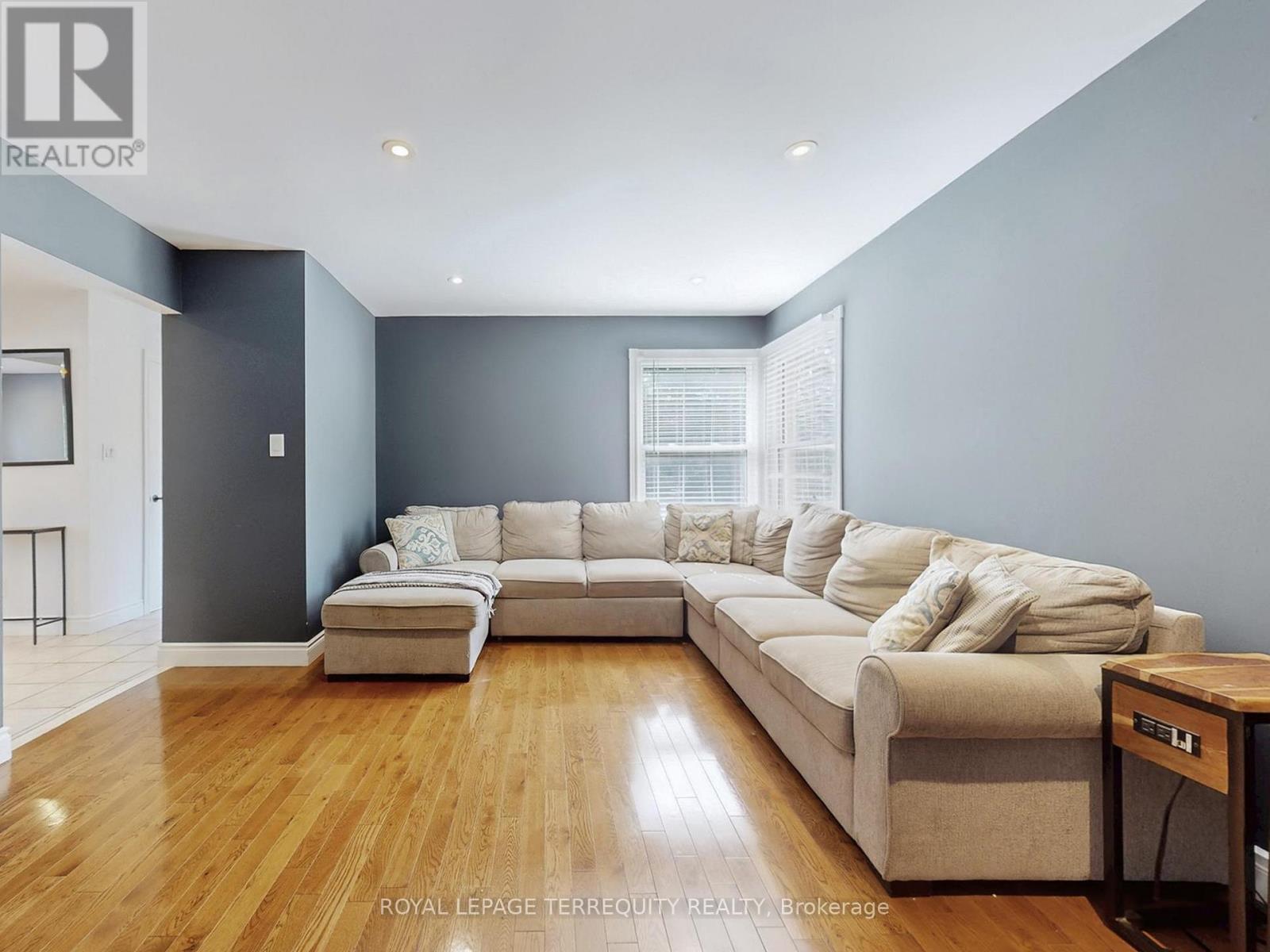 623 Beaver Court, Milton, Ontario  L9T 4A8 - Photo 9 - W12934742