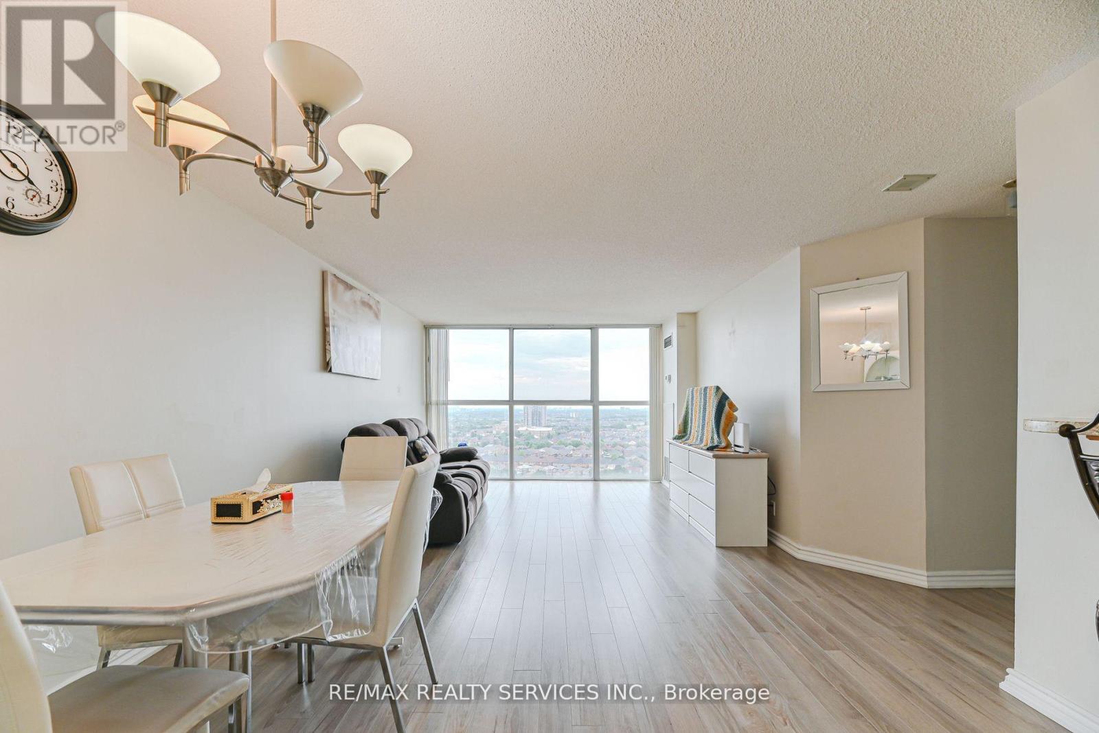 1911 - 35 Trailwood Drive, Mississauga, Ontario  L4Z 3K9 - Photo 11 - W12934780