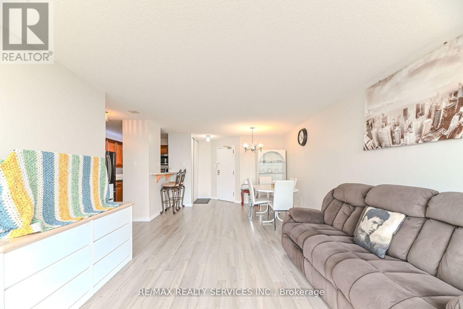 1911 - 35 Trailwood Drive, Mississauga, Ontario  L4Z 3K9 - Photo 16 - W12934780