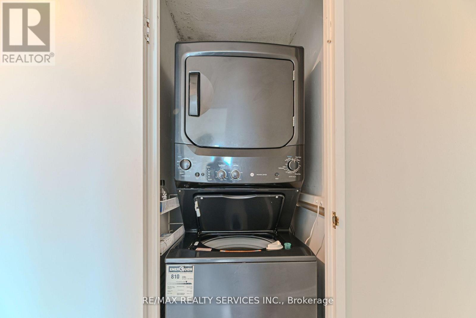 1911 - 35 Trailwood Drive, Mississauga, Ontario  L4Z 3K9 - Photo 35 - W12934780