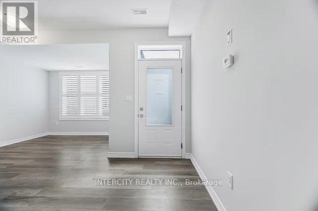 103 - 445 Ontario Street, Milton, Ontario  L9T 9K4 - Photo 12 - W12934786