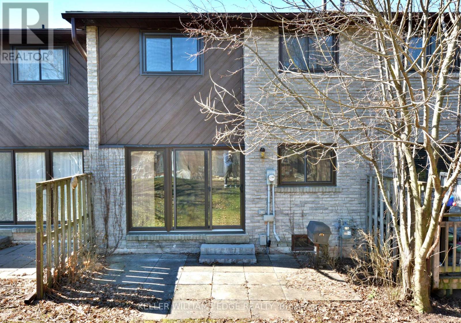 562 Forestwood Crescent, Burlington, Ontario  L7L 4K3 - Photo 24 - W12934798
