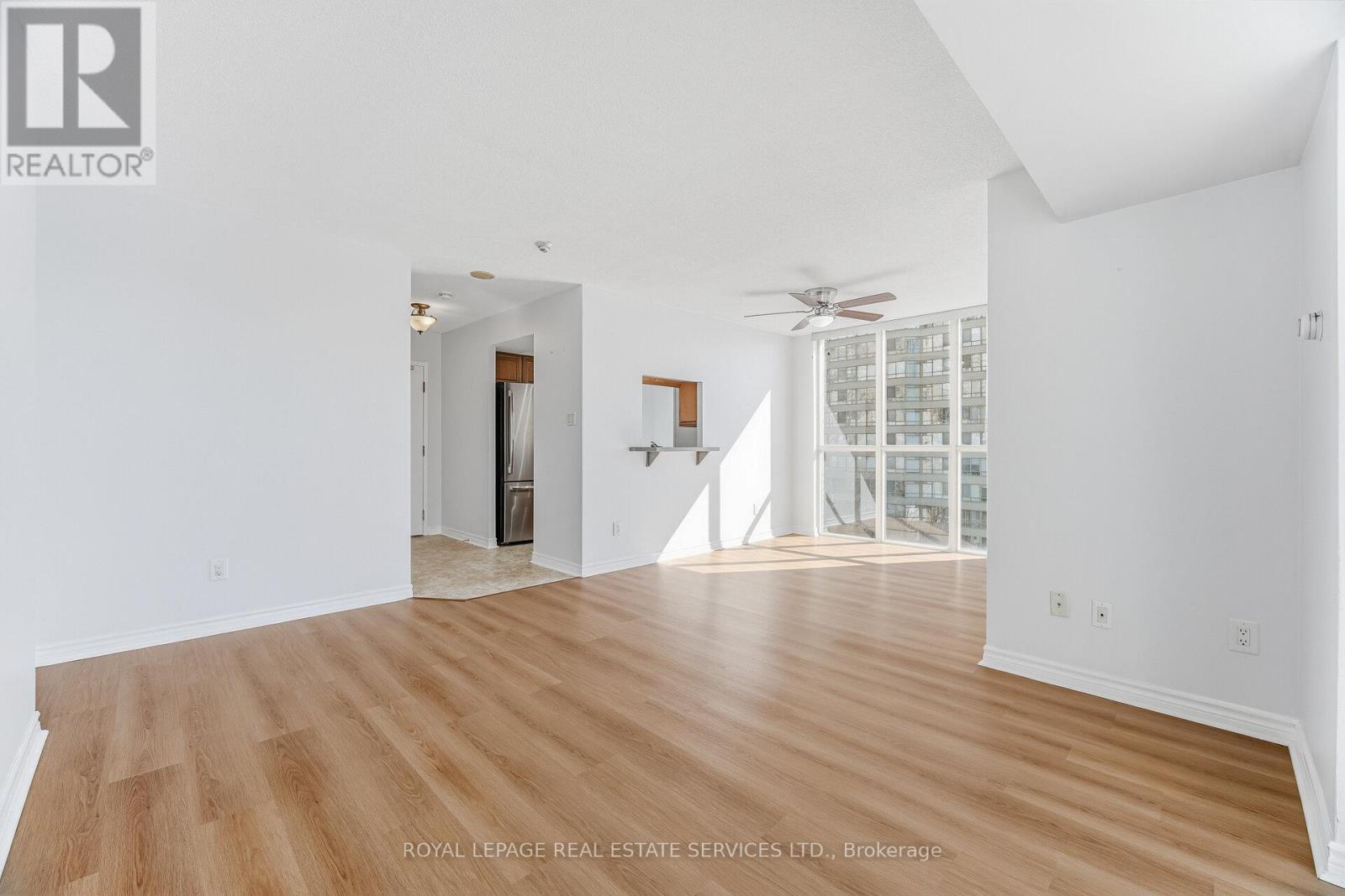 604 - 285 Enfield Place, Mississauga, Ontario  L5B 3Y6 - Photo 21 - W12934800