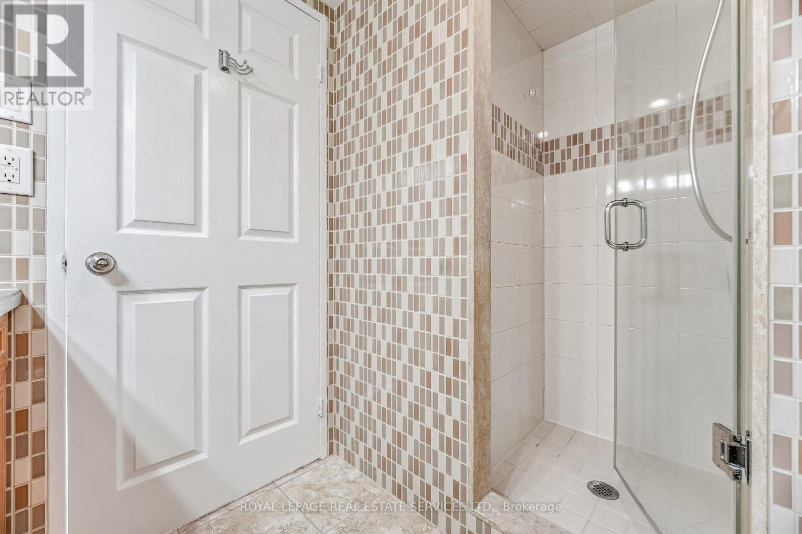 604 - 285 Enfield Place, Mississauga, Ontario  L5B 3Y6 - Photo 37 - W12934800