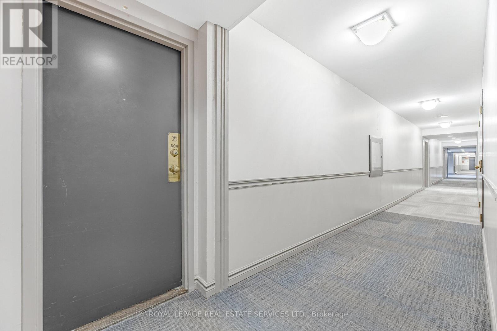 604 - 285 Enfield Place, Mississauga, Ontario  L5B 3Y6 - Photo 8 - W12934800