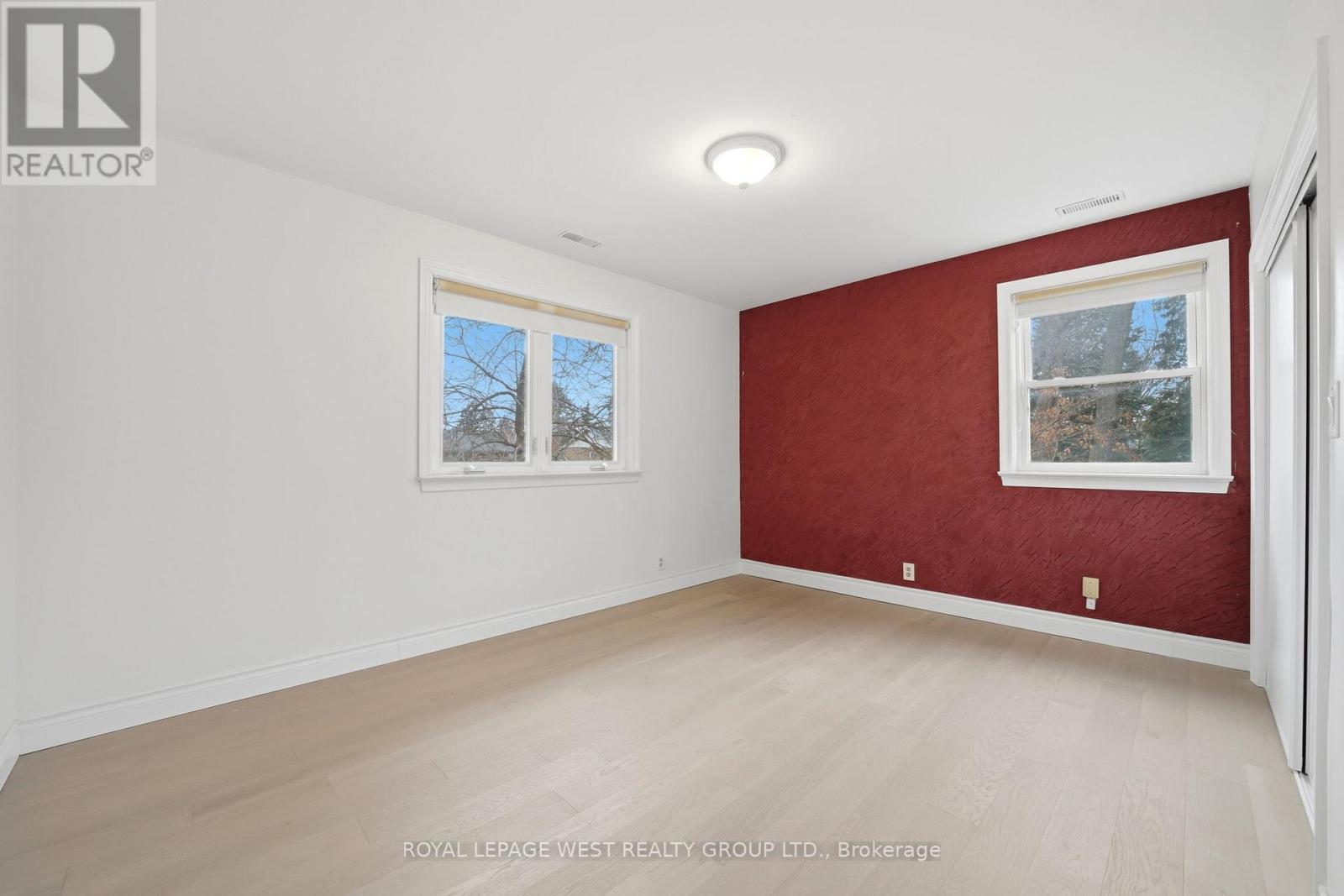 3334 Enniskillen Circle, Mississauga (Erindale), Ontario  L5C 2M8 - Photo 18 - W12934802