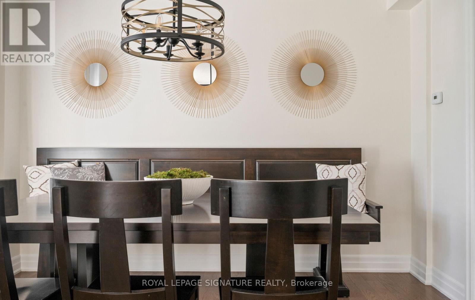 1608 Parish Lane, Oakville, Ontario  L6M 3E2 - Photo 11 - W12934806