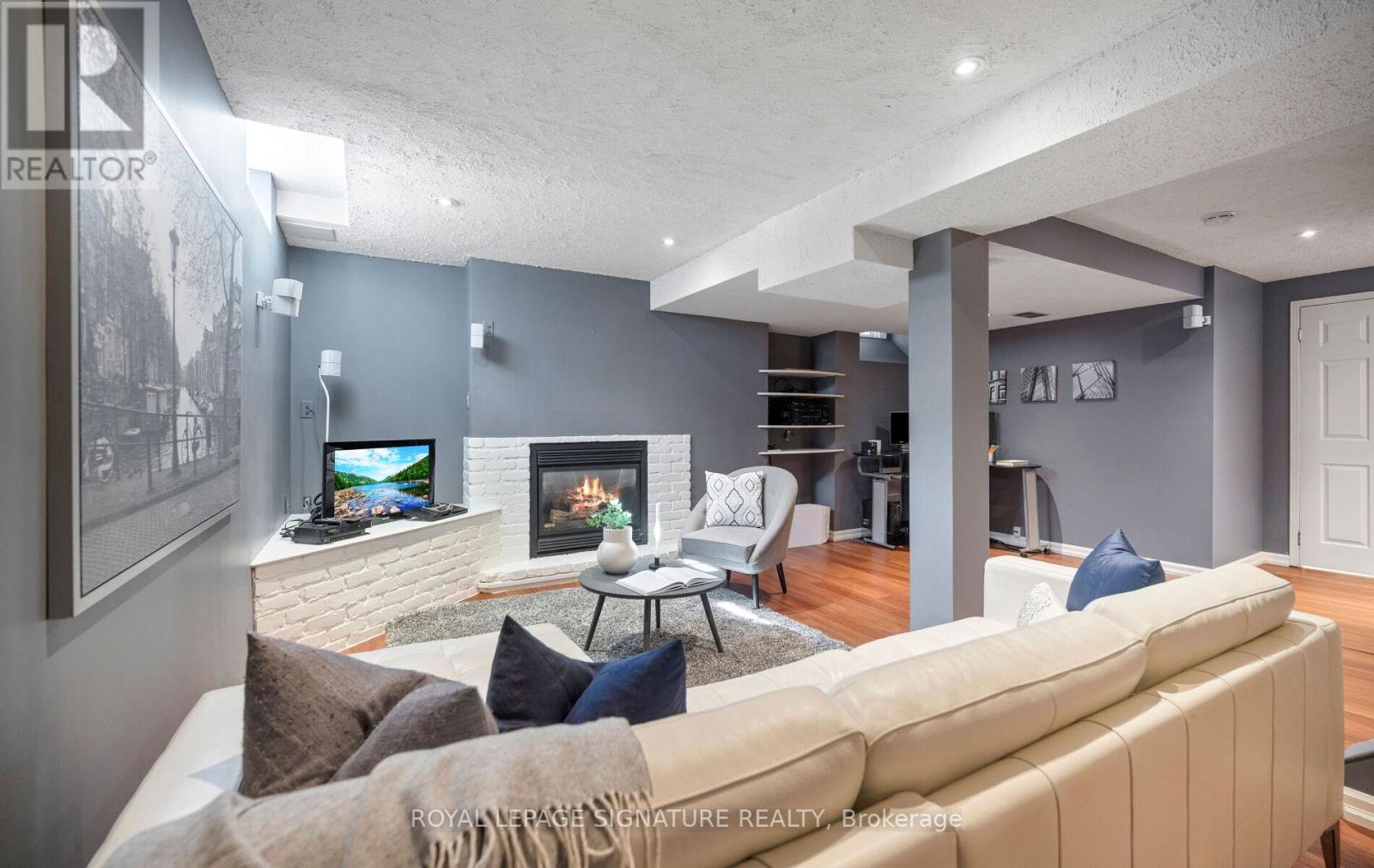 1608 Parish Lane, Oakville, Ontario  L6M 3E2 - Photo 41 - W12934806