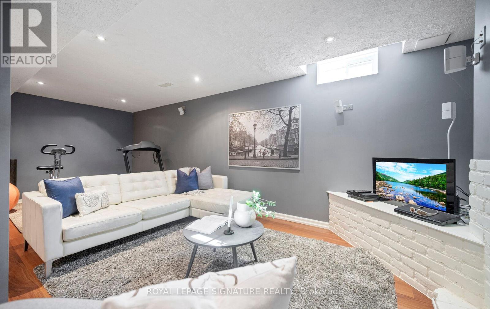 1608 Parish Lane, Oakville, Ontario  L6M 3E2 - Photo 43 - W12934806