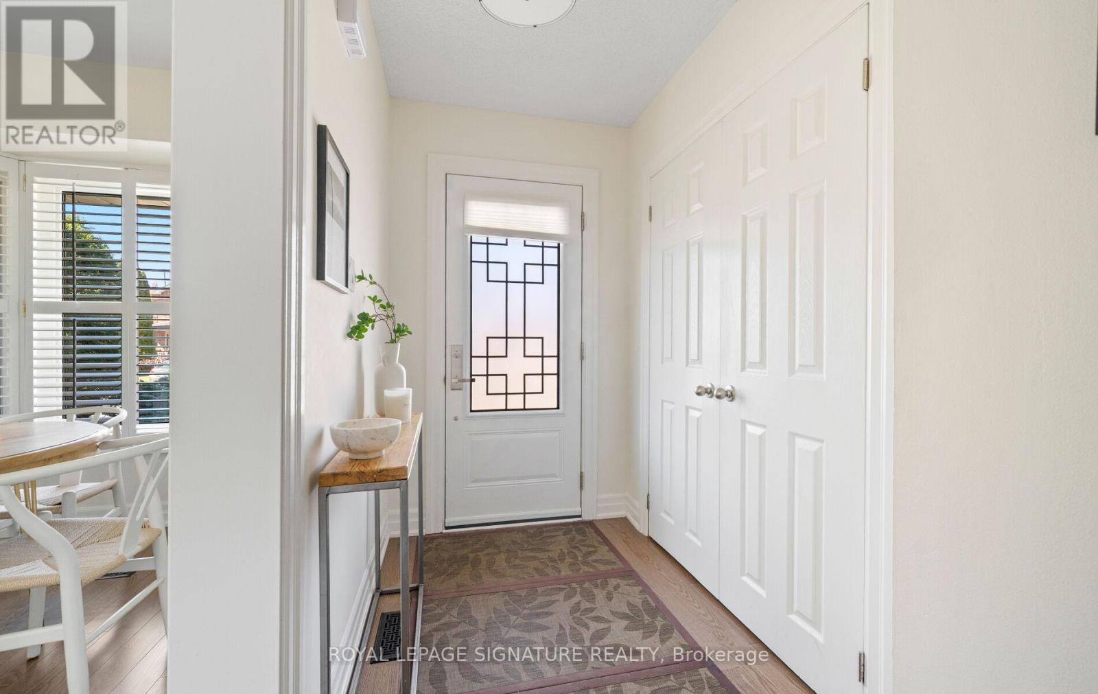 1608 Parish Lane, Oakville, Ontario  L6M 3E2 - Photo 6 - W12934806