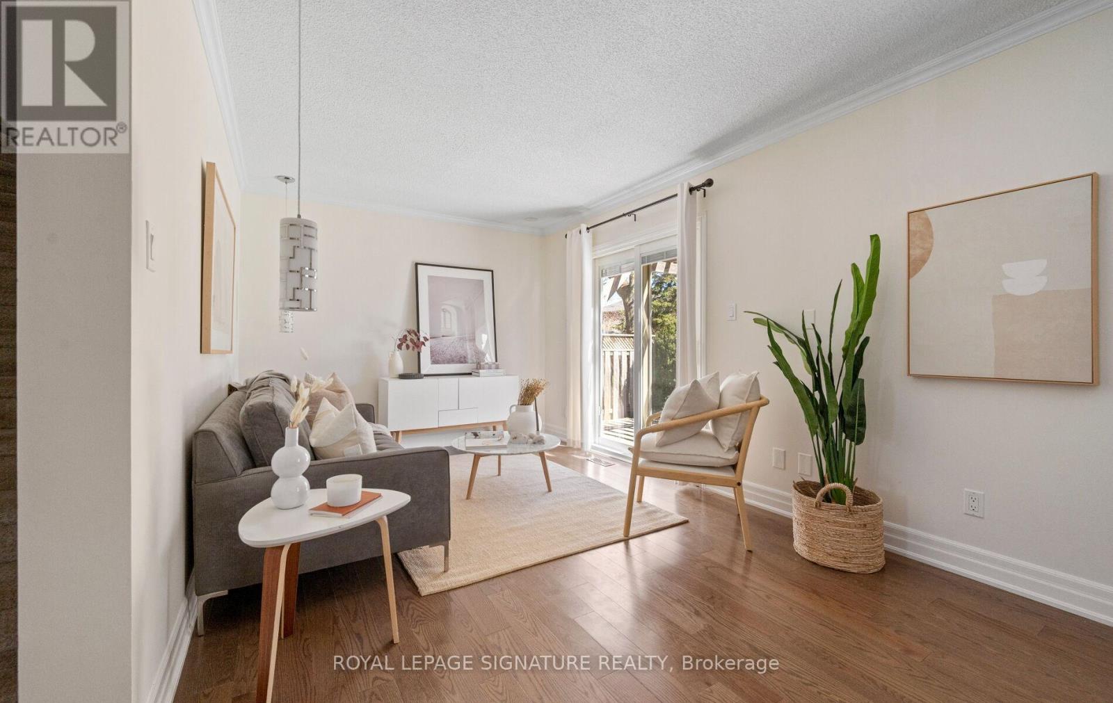 1608 Parish Lane, Oakville, Ontario  L6M 3E2 - Photo 8 - W12934806