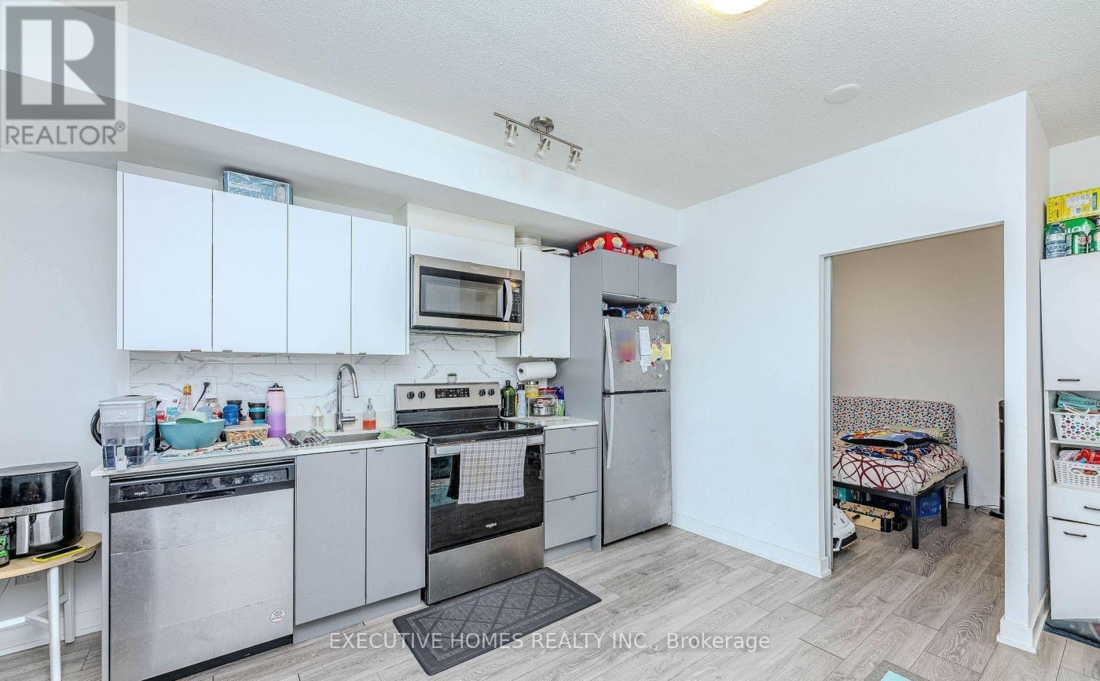 A 712 - 3210 Dakota Common, Burlington, Ontario  L7M 2A8 - Photo 10 - W12934810