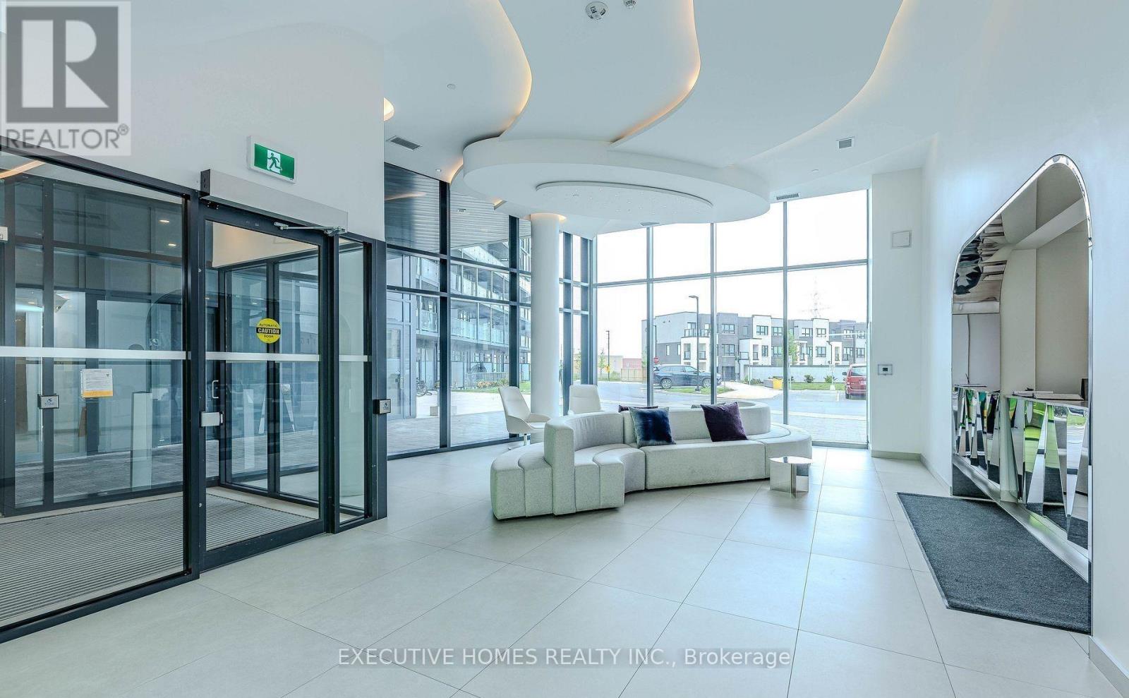 A 712 - 3210 Dakota Common, Burlington, Ontario  L7M 2A8 - Photo 3 - W12934810