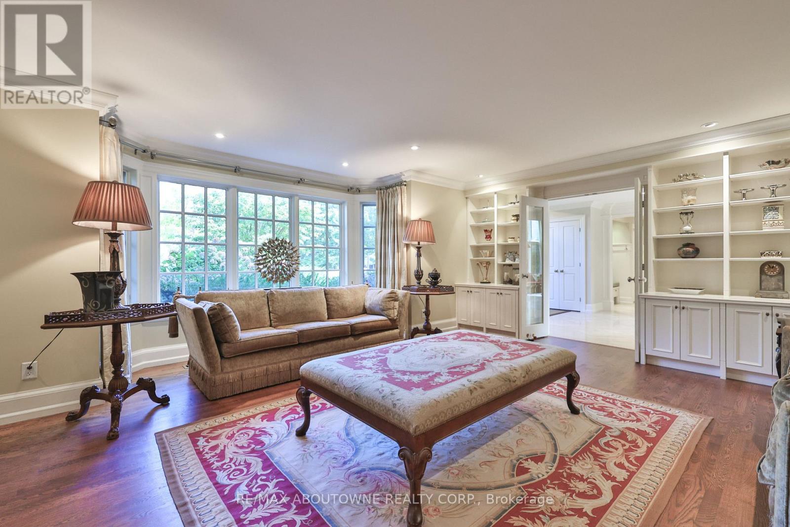 342 Pomona Avenue, Burlington, Ontario  L7N 1T5 - Photo 7 - W12934822