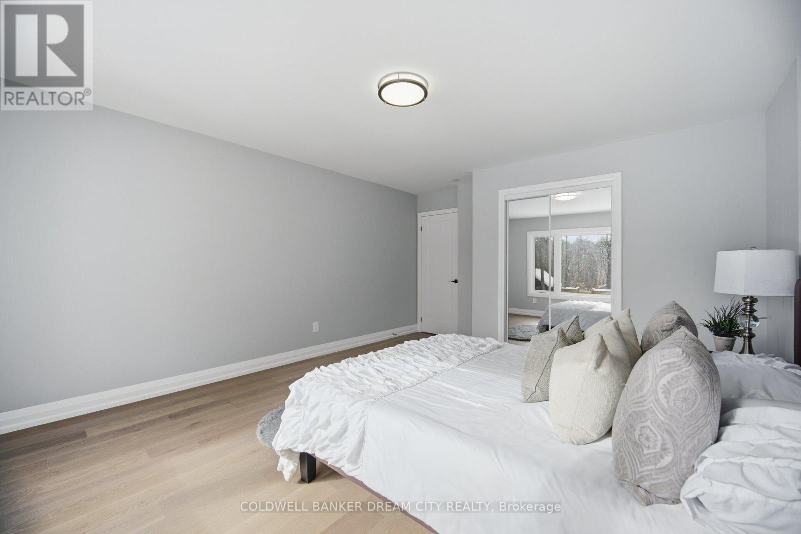 43 Olivers Lane, Caledon (Caledon East), Ontario  L7C 1G5 - Photo 25 - W12934844