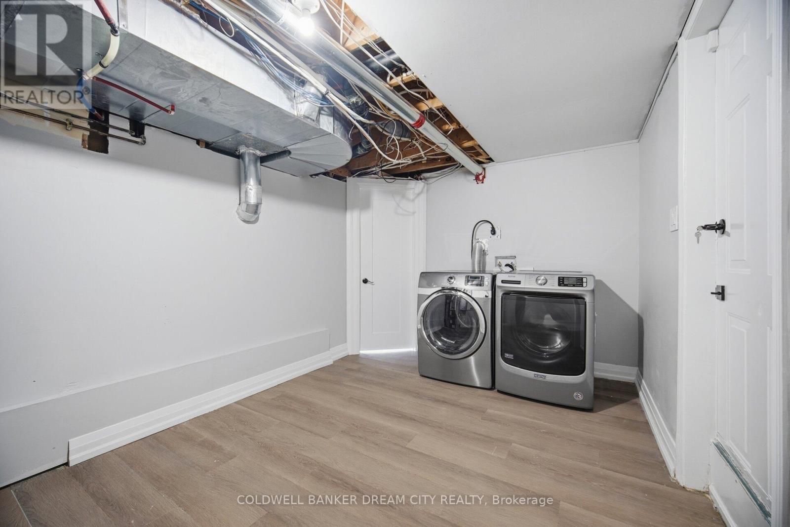 43 Olivers Lane, Caledon (Caledon East), Ontario  L7C 1G5 - Photo 40 - W12934844