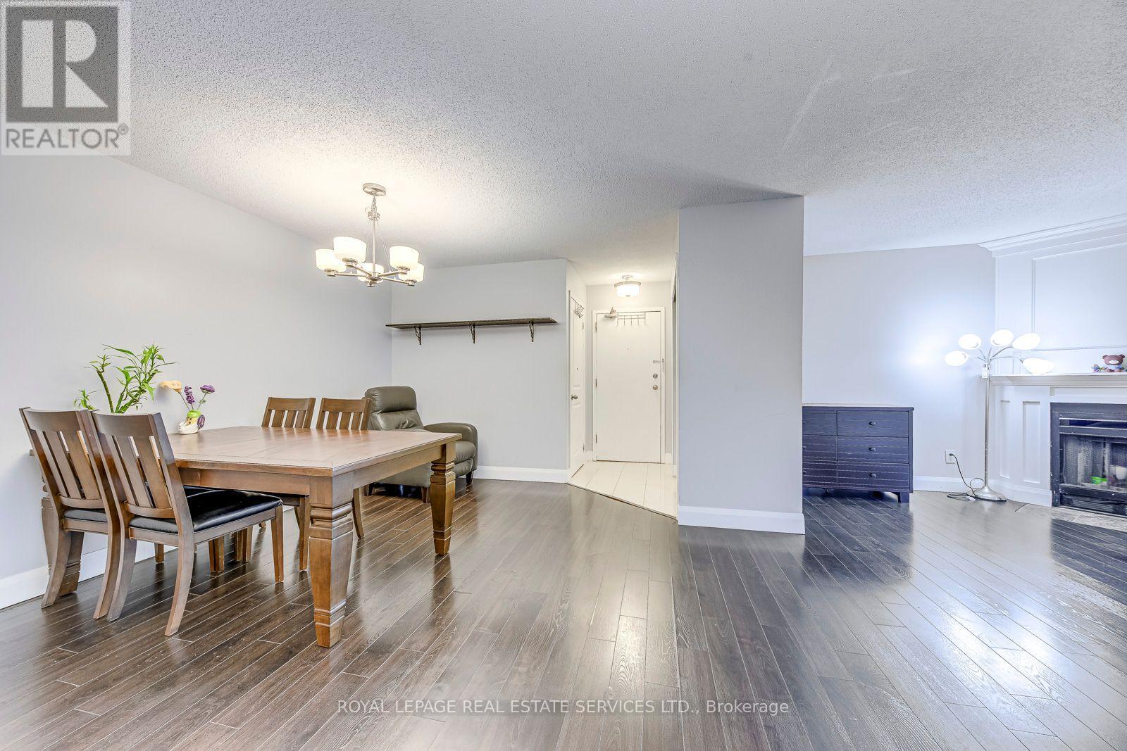 911 - 1450 Glen Abbey Gate, Oakville (Ga Glen Abbey), Ontario  L6M 2V7 - Photo 11 - W12934858