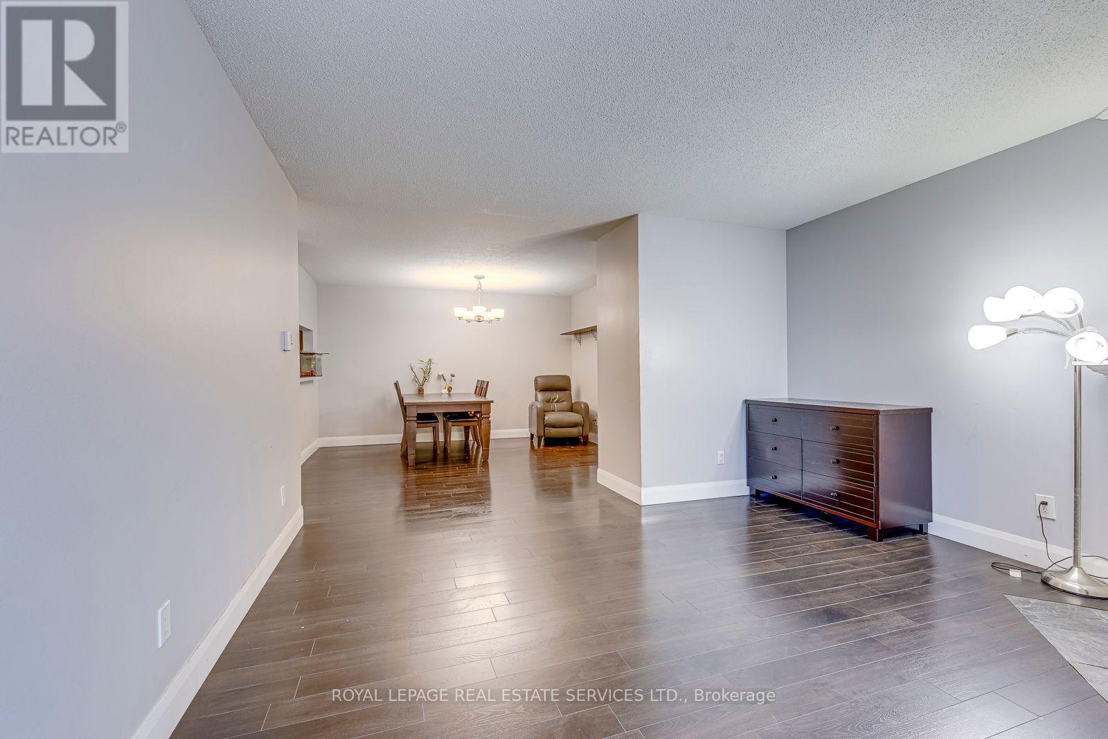 911 - 1450 Glen Abbey Gate, Oakville (Ga Glen Abbey), Ontario  L6M 2V7 - Photo 15 - W12934858