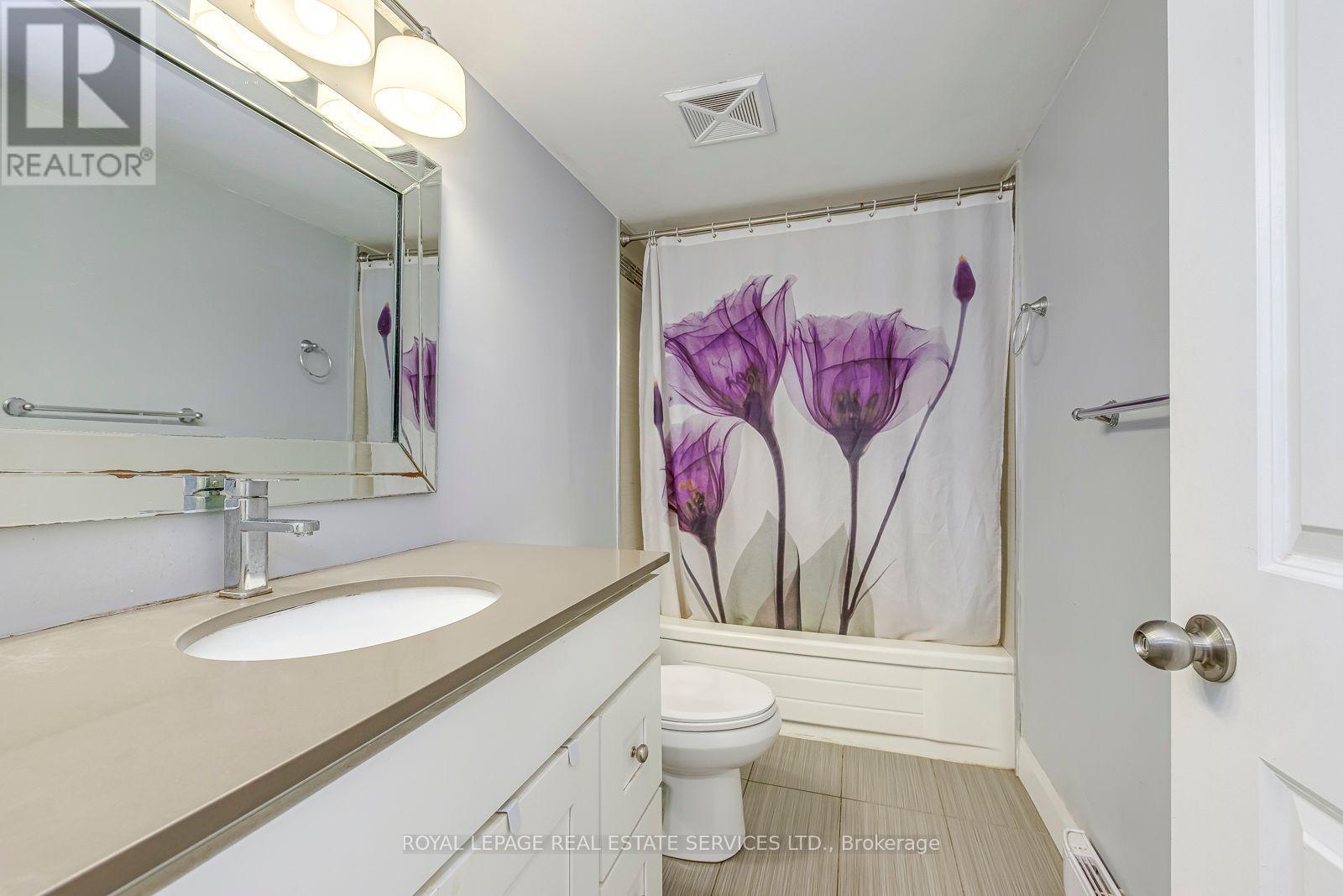 911 - 1450 Glen Abbey Gate, Oakville (Ga Glen Abbey), Ontario  L6M 2V7 - Photo 29 - W12934858