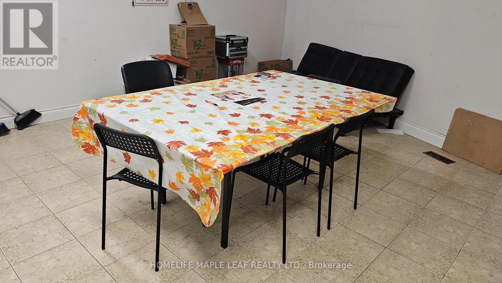 9 - 10 Mountainview Road S, Halton Hills (Georgetown), Ontario  L7G 4J9 - Photo 12 - W12934860