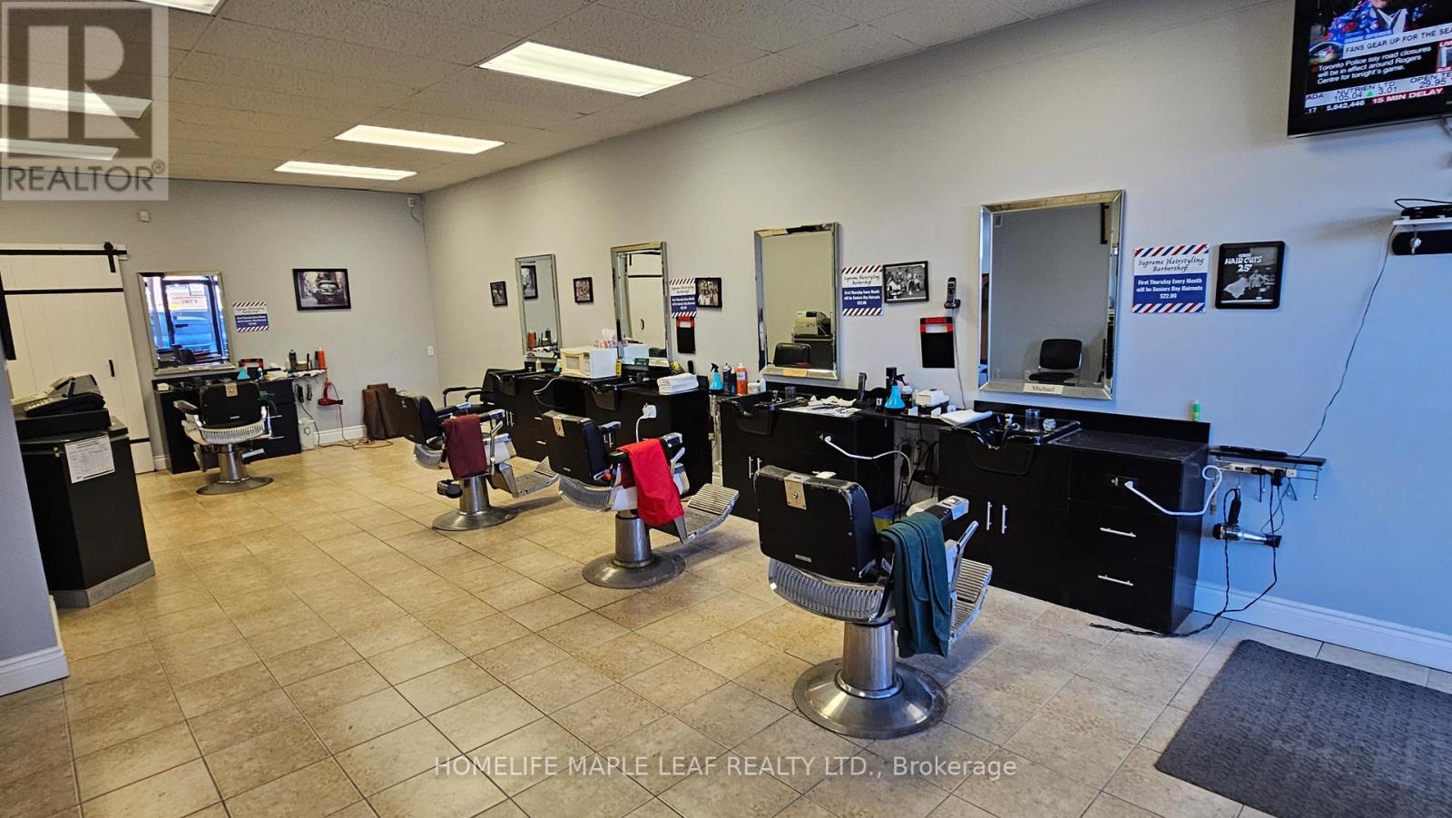 9 - 10 Mountainview Road S, Halton Hills (Georgetown), Ontario  L7G 4J9 - Photo 7 - W12934860