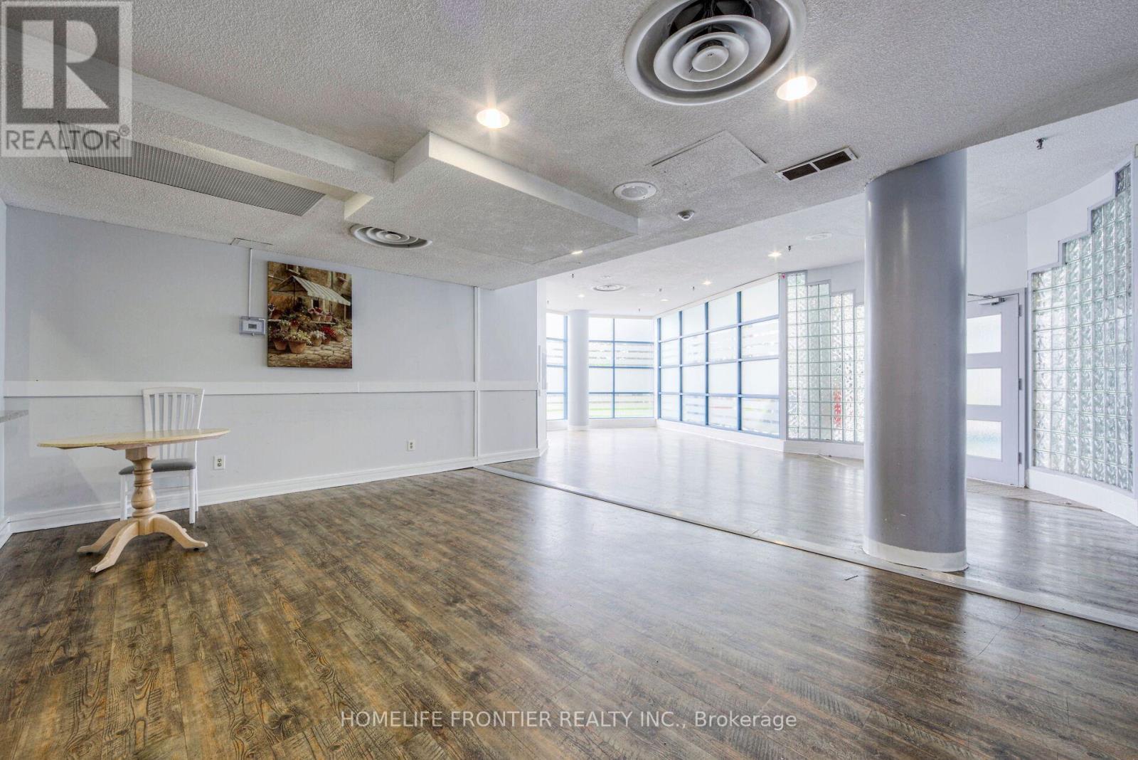 1015 - 35 Trailwood Drive, Mississauga (Hurontario), Ontario  L4Z 3L6 - Photo 37 - W12934864