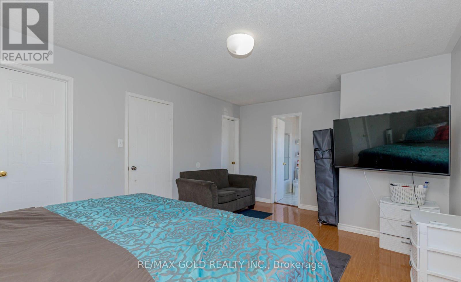 55 Desert Sand Drive, Brampton, Ontario  L6R 1V6 - Photo 15 - W12934874