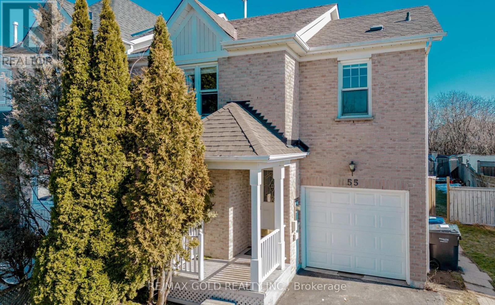 55 Desert Sand Drive, Brampton, Ontario  L6R 1V6 - Photo 2 - W12934874