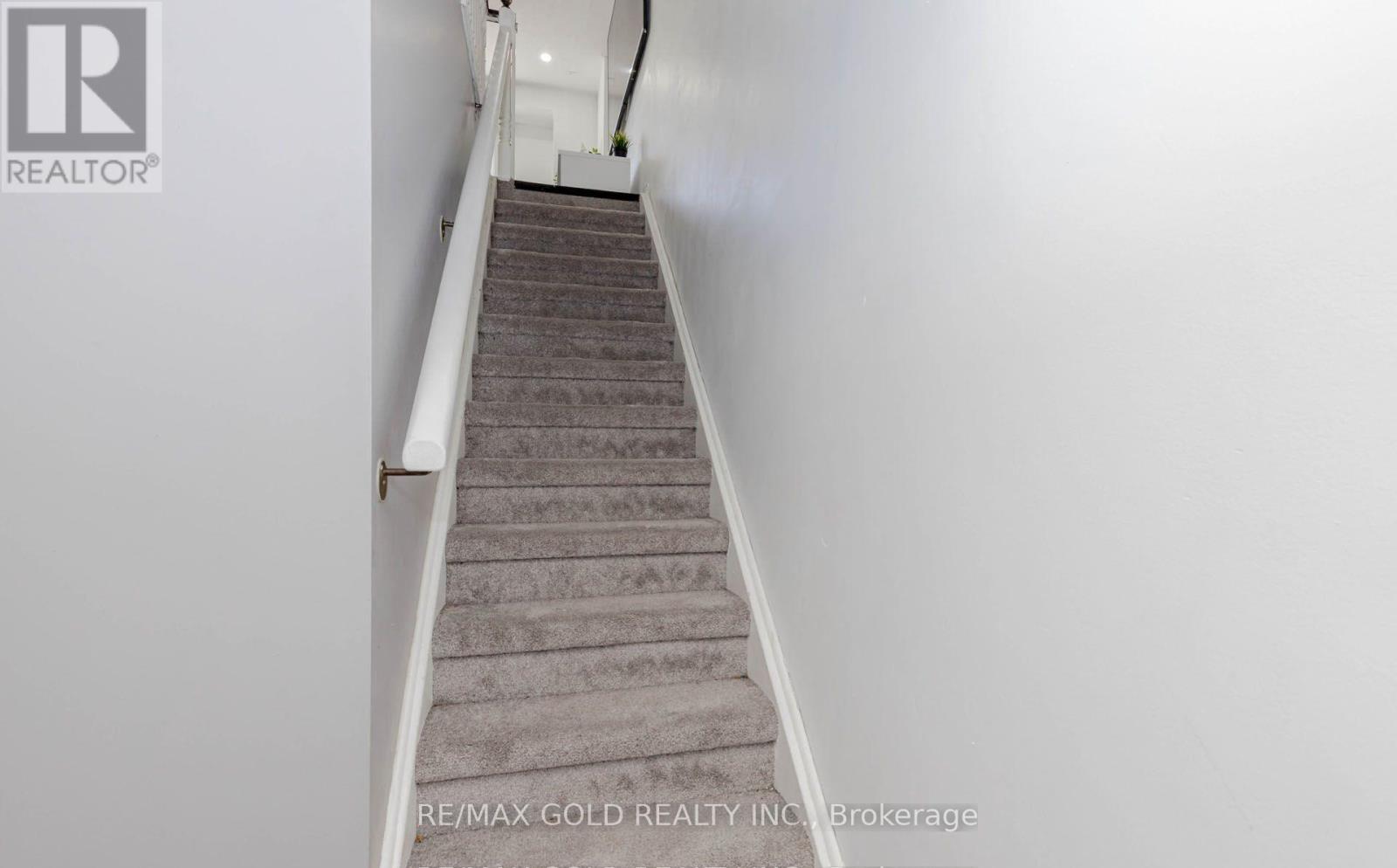 55 Desert Sand Drive, Brampton, Ontario  L6R 1V6 - Photo 23 - W12934874