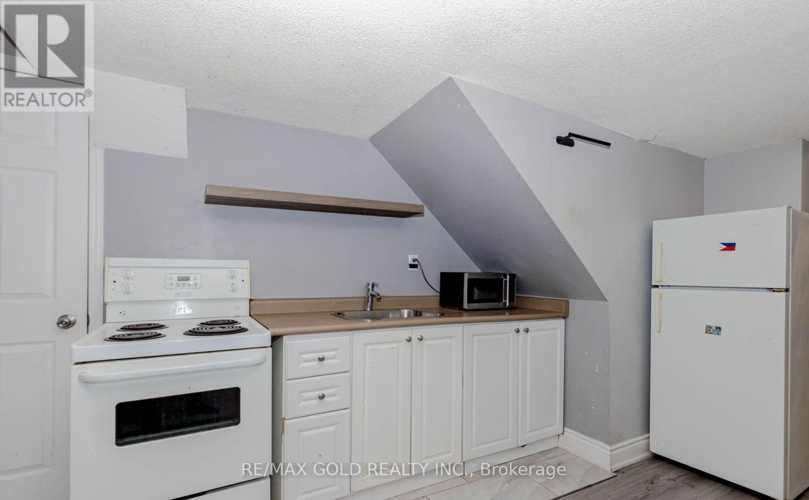 55 Desert Sand Drive, Brampton, Ontario  L6R 1V6 - Photo 27 - W12934874