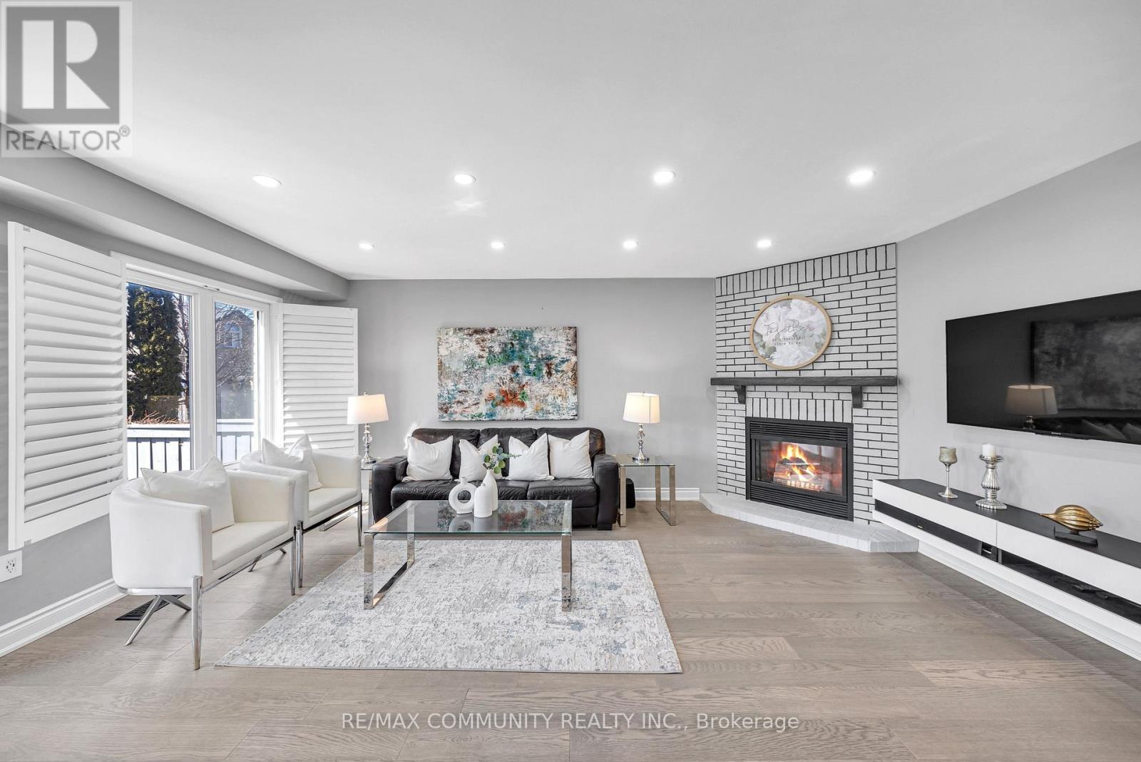 5326 Segriff Drive, Mississauga (East Credit), Ontario  L5V 1N9 - Photo 16 - W12934900