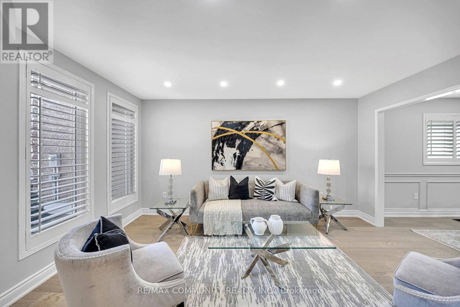 5326 Segriff Drive, Mississauga (East Credit), Ontario  L5V 1N9 - Photo 7 - W12934900