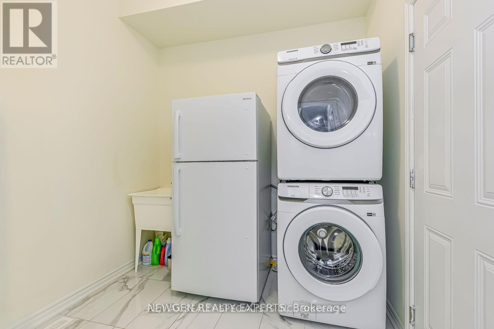 328 Valleyway Drive, Brampton, Ontario  L6X 0N9 - Photo 26 - W12934912