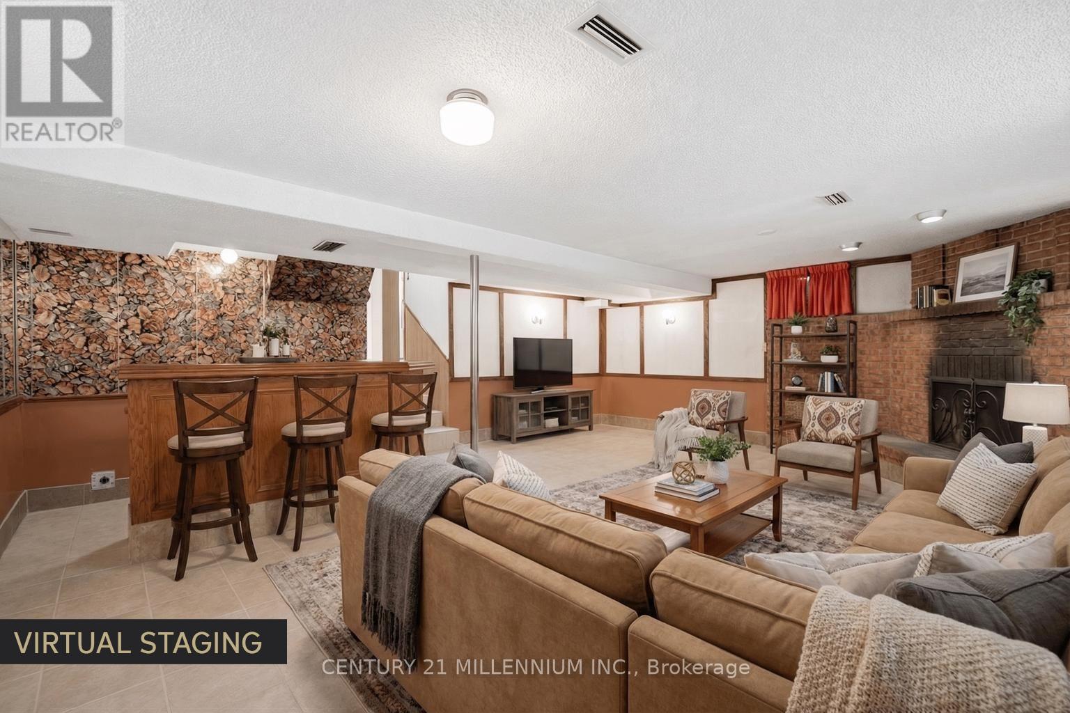 42 Dellbrook Crescent, Toronto (Humber Summit), Ontario  M9L 1E2 - Photo 32 - W12934926