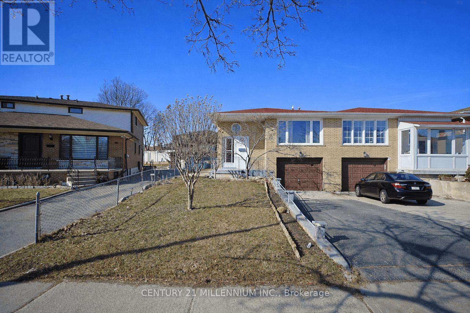 42 Dellbrook Crescent, Toronto (Humber Summit), Ontario  M9L 1E2 - Photo 37 - W12934926