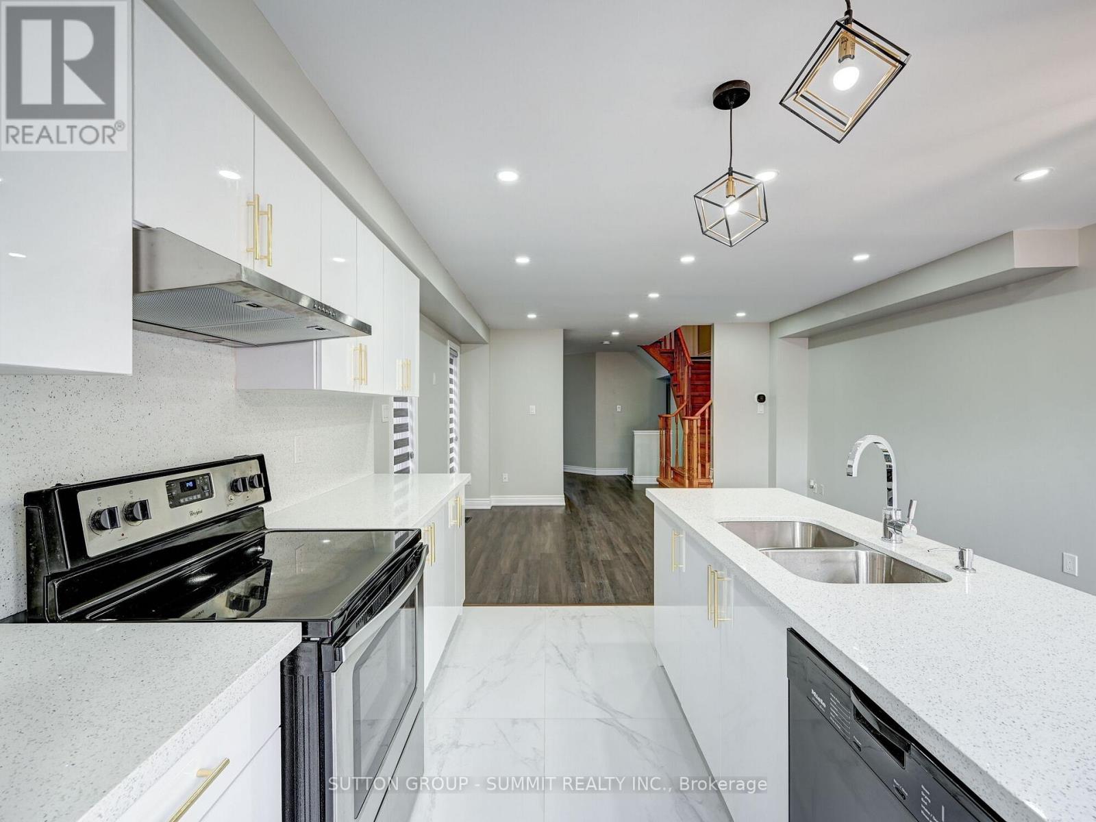 1140 Foxglove Place, Mississauga (East Credit), Ontario  L5V 2N4 - Photo 11 - W12934962